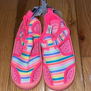 Osh Kosh water shoes